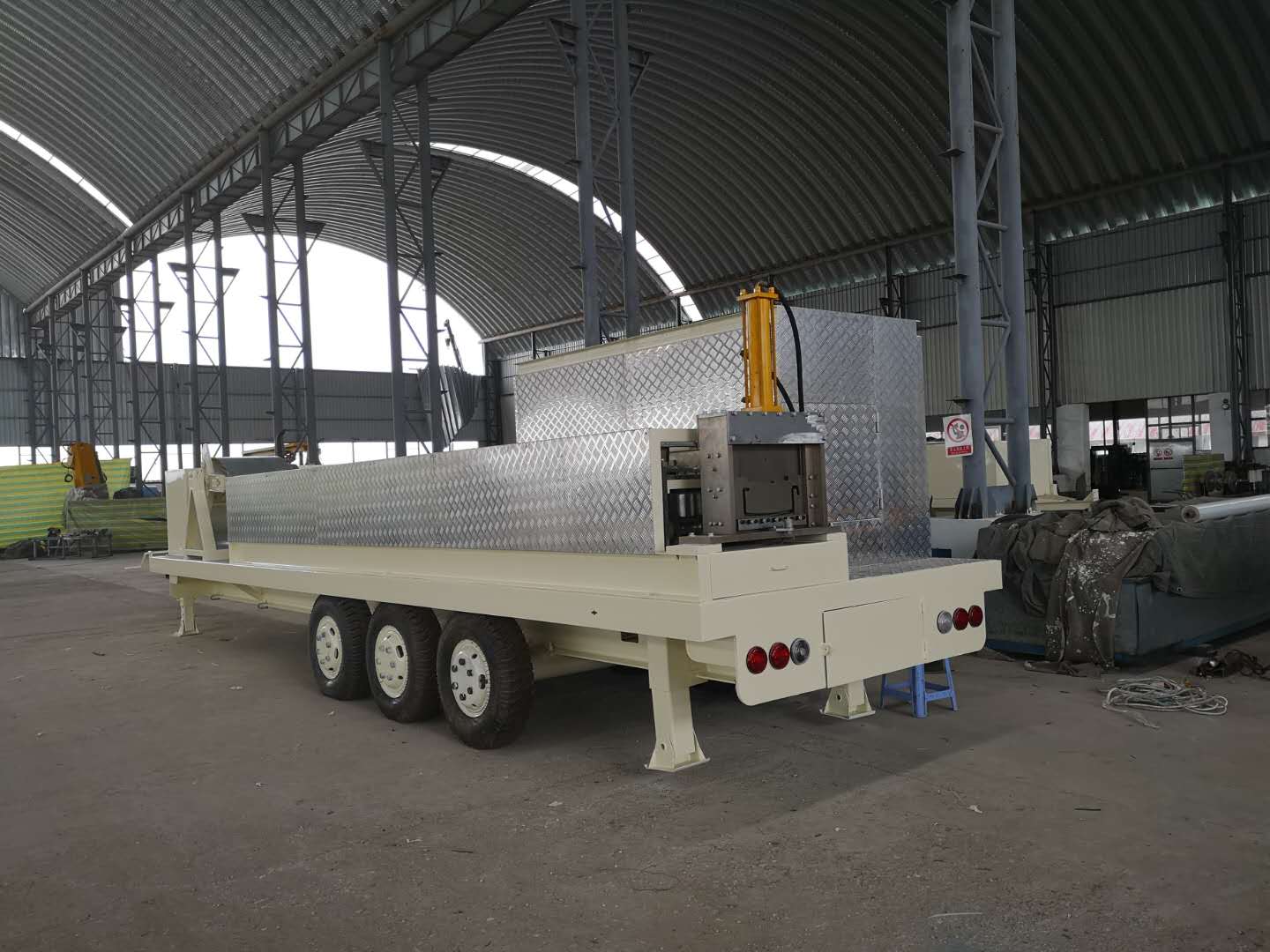SX-625-330 Movable Arch Roof Machine - Image 3