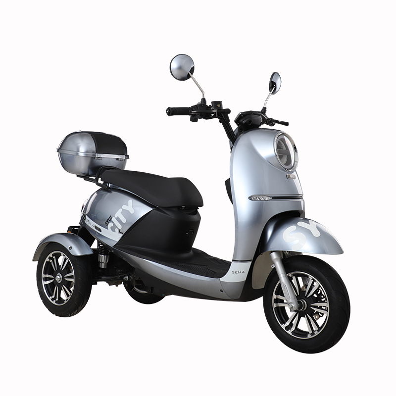 T412-4 650W 3 Wheel Electric Mobility Scooter for Old People with Rear Box - Image 3