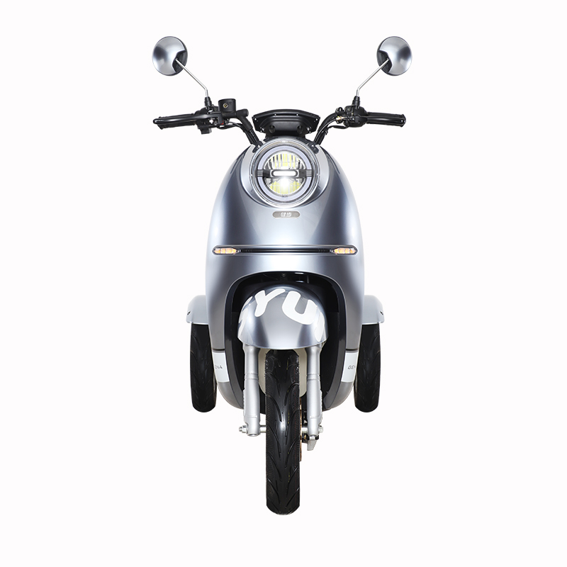 T412-4 650W 3 Wheel Electric Mobility Scooter for Old People with Rear Box - Image 2