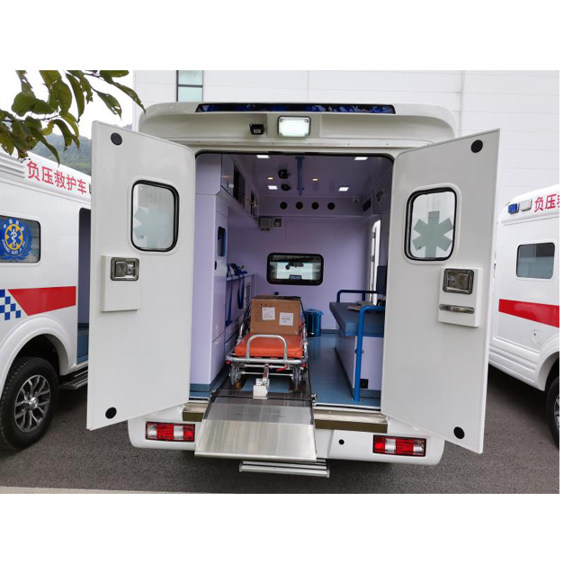 4x4 Negative Pressure Mobile Ambulance