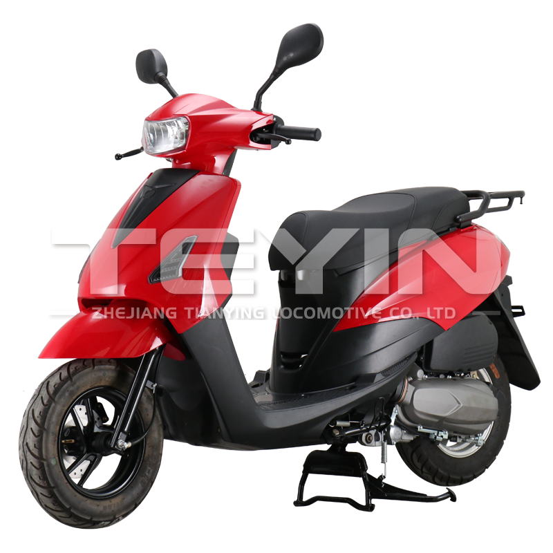 Side profile of the 125cc urban scooter