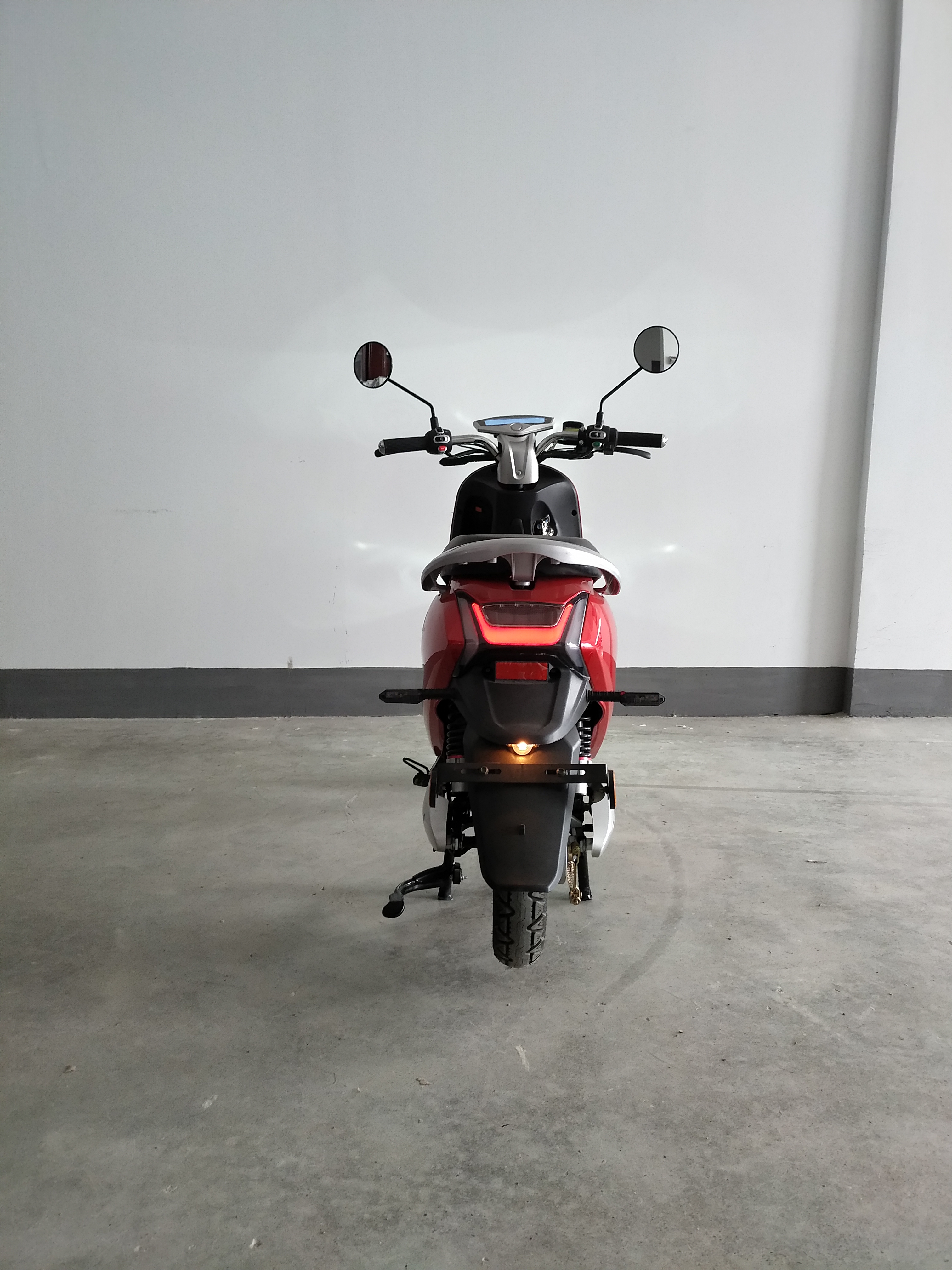 Electric Scooter for Urban Commuting