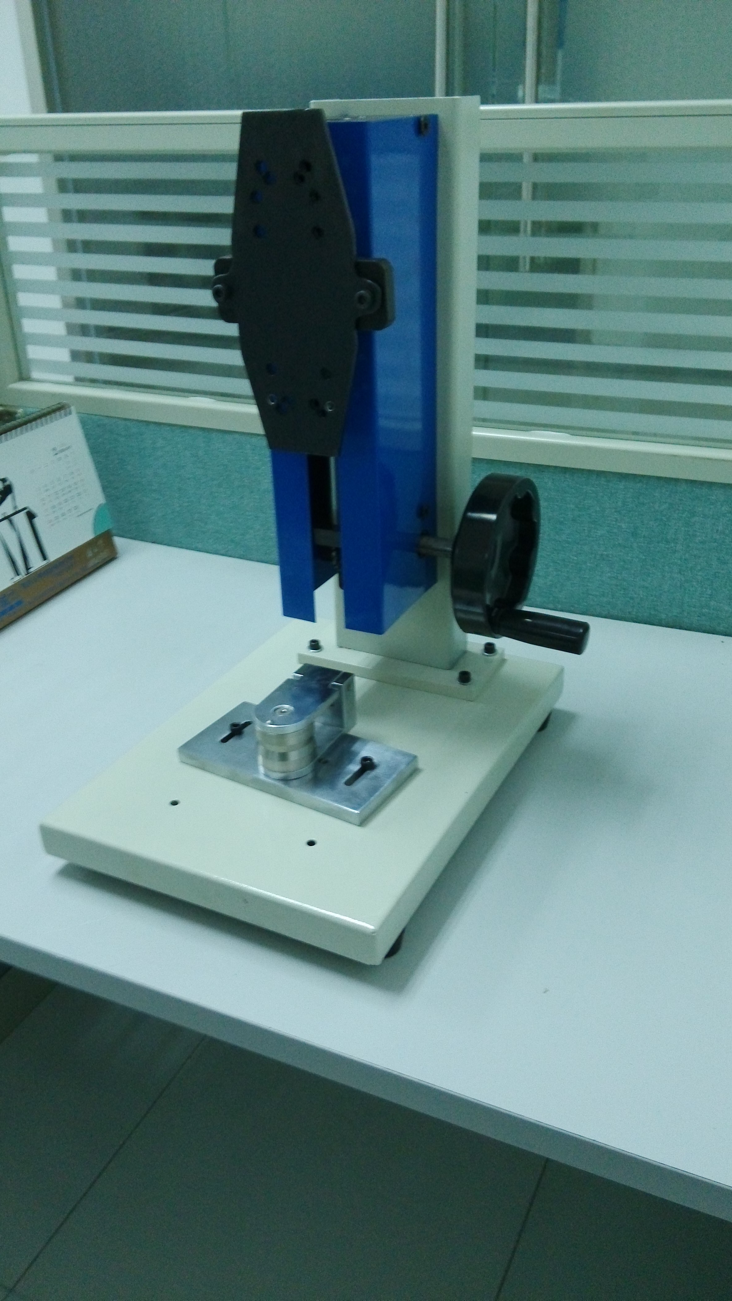 Tensile Testing Machine China Manufacturer - Image 2