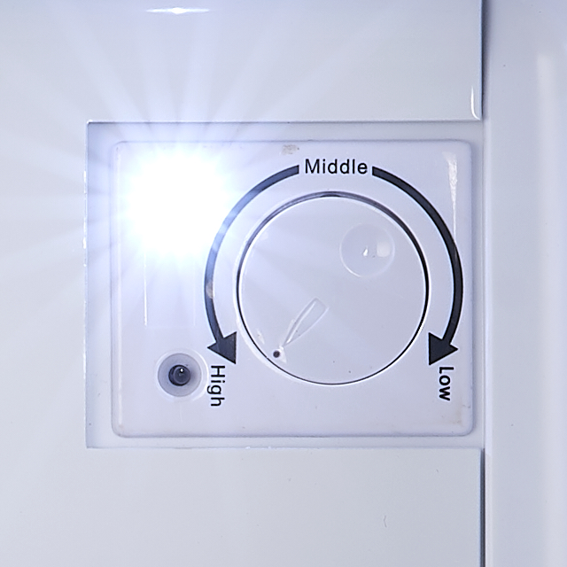 Close up of temperature control dial