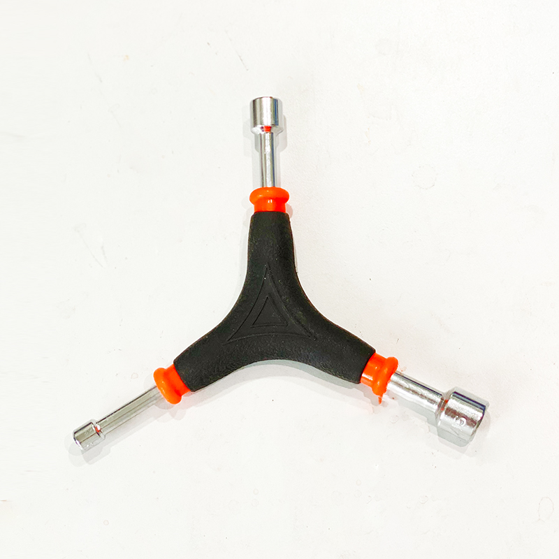 Three-way nut driver - Image 2