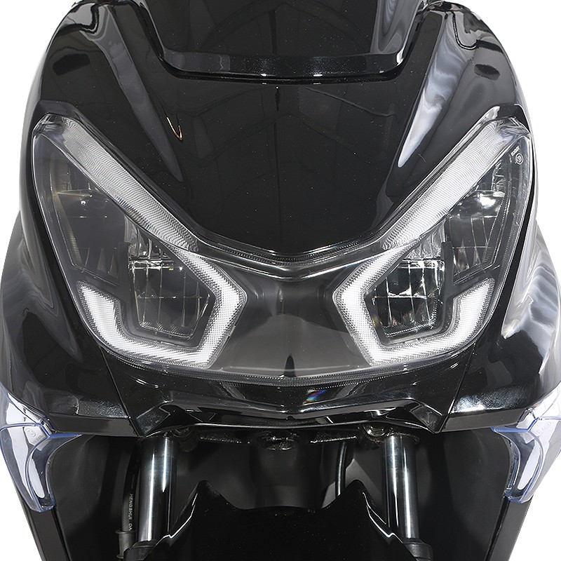 150cc Sporty Gas Scooter with LED Lighting
