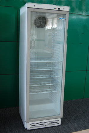 Commercial Display Refrigerator with Adjustable Shelves