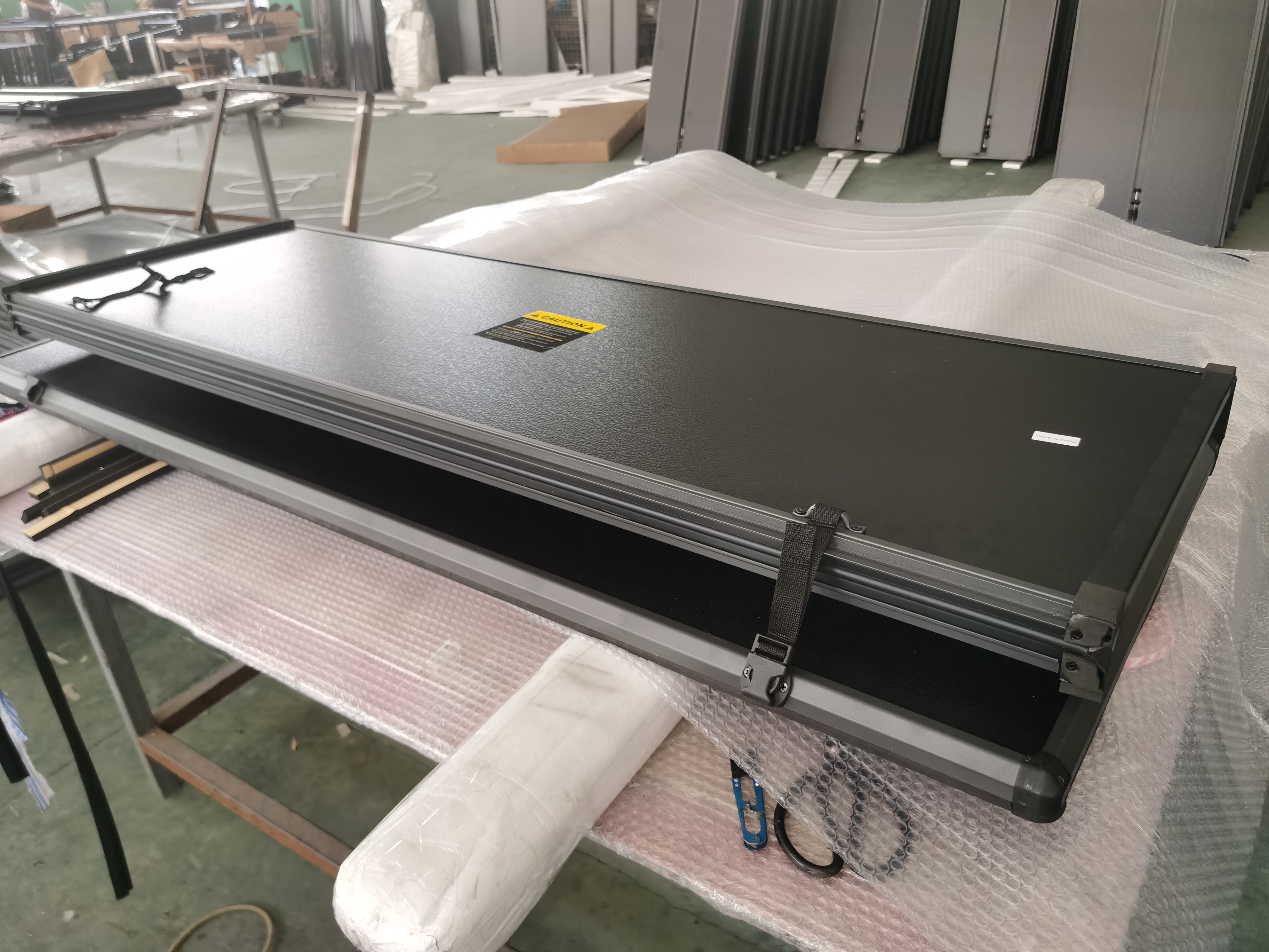 Multi-Folding Truck Bed Tonneau Cover