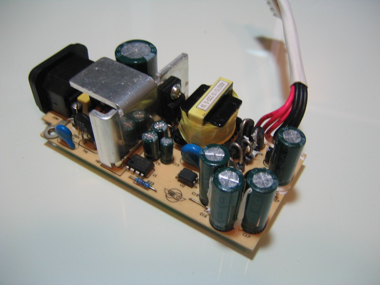 AC to DC Power Converter