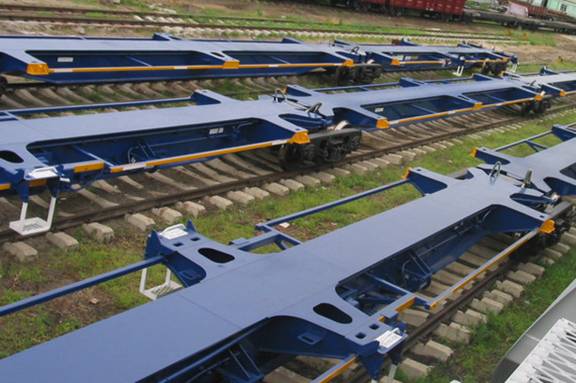 Flatbed Railcar for Truck and Bus Transport