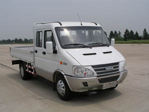 Cab-Over-Engine Light Commercial Vehicle with Flatbed