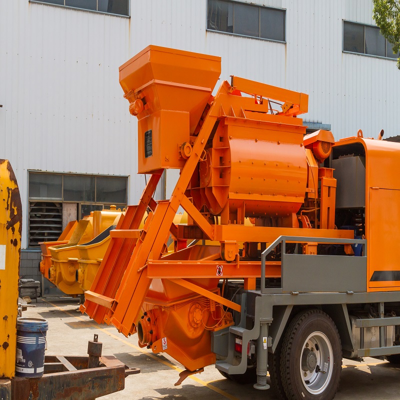 truck mounted concrete mixer pump - Image 2