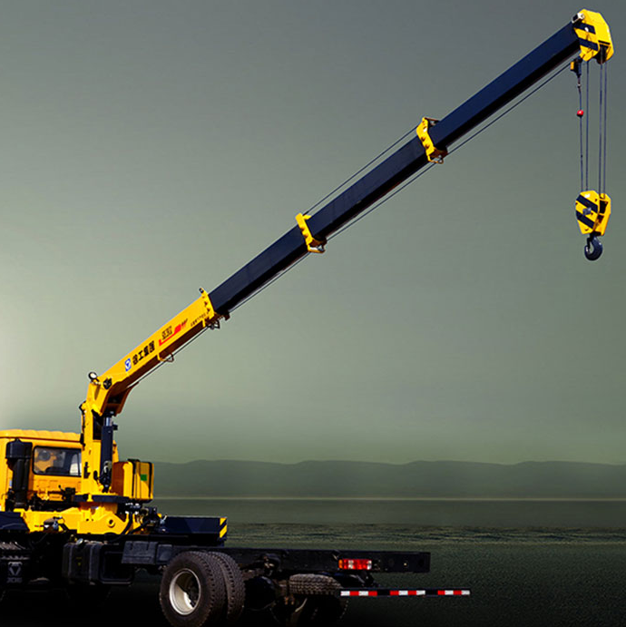 Truck Mounted Crane with Telescopic Boom