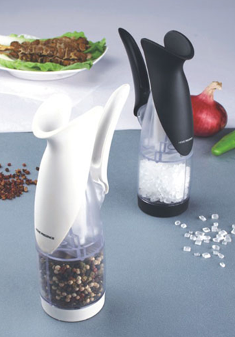 One-Handed Pepper Grinder