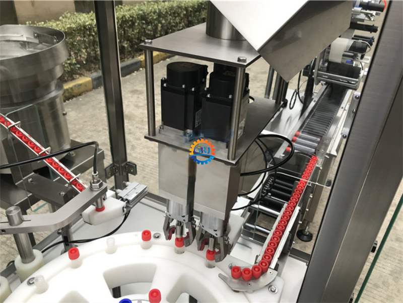 Stainless steel conveyor system for filling line
