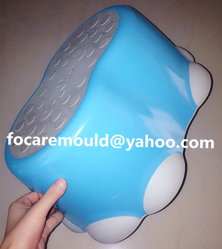 Two-Component Injection Mold for Baby Bath Seats