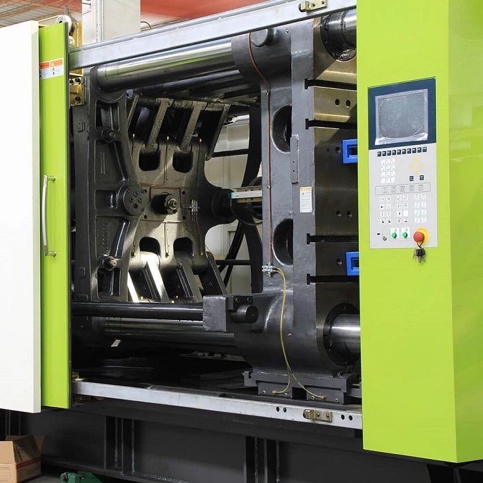 Robust clamping unit and hydraulic interface