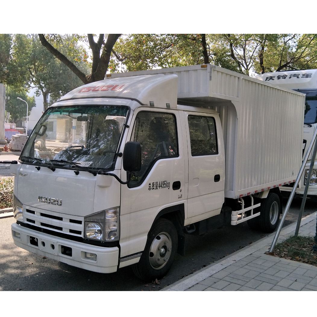 Light-Duty Commercial Van Truck