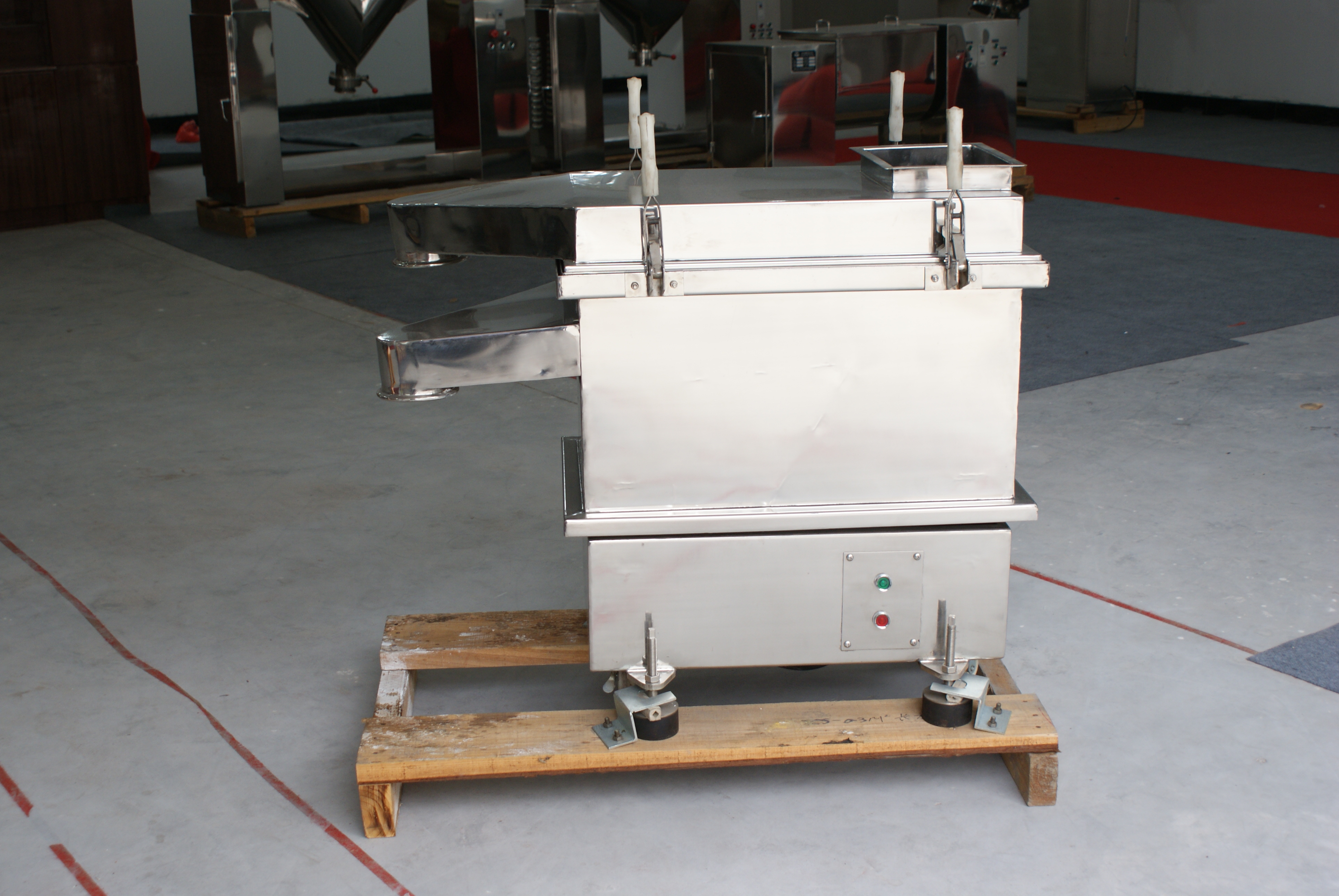 Rectangular Vibrating Screen Separator
