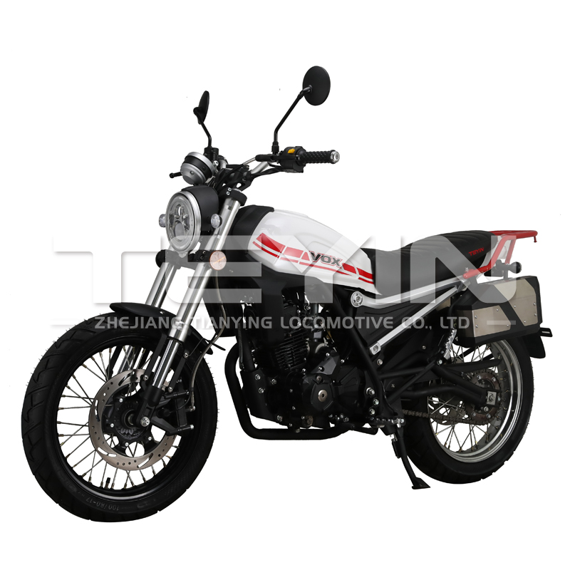 125cc Fuel-Injected Street Motorcycle