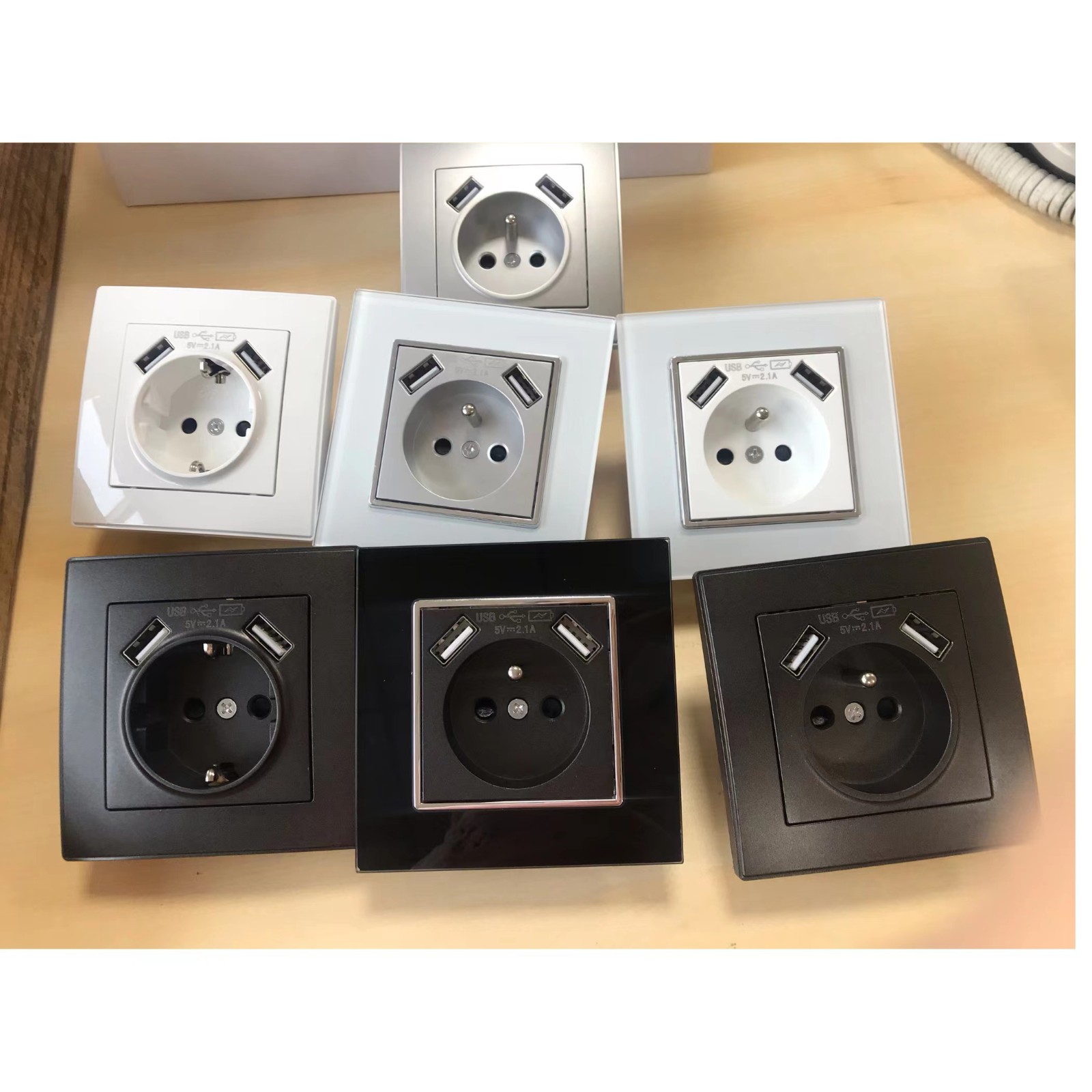 Wall Socket with double USB - Image 3