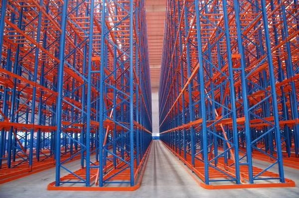 Adjustable Heavy-Duty Warehouse Racking
