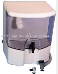 Gravity-Fed Water Filter Dispenser