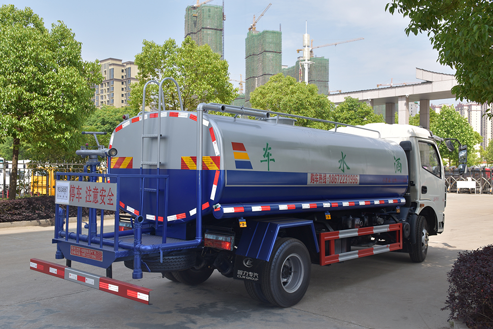 Water Distribution Truck