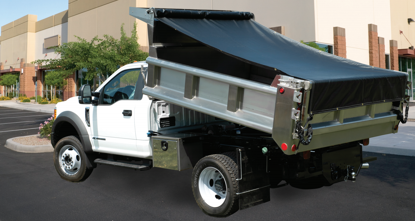 WATERPROOF DUMP TRUCK TARP - Image 2