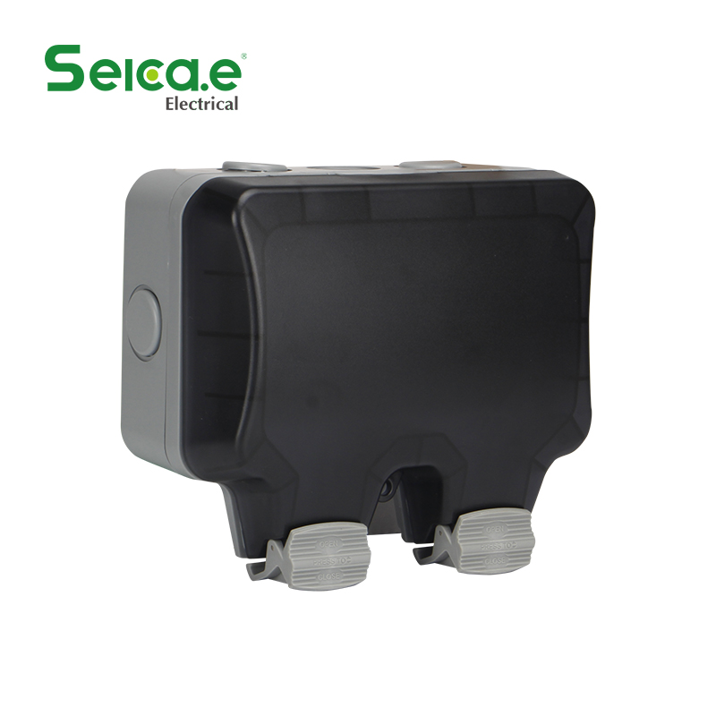 Weatherproof double Switch Socket IP66 waterproof switch boxes - Image 3