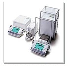 Precision Analytical Balances