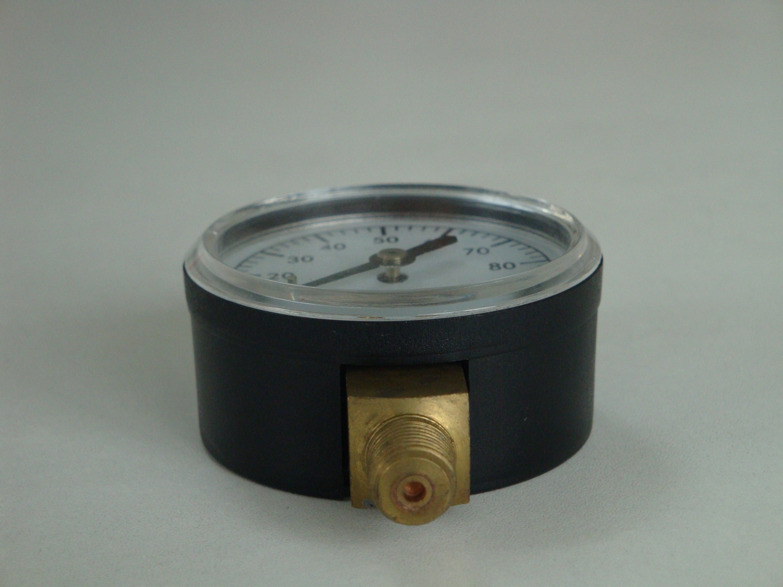 WESEN 50mm plastic pressure gauge brass connection 100psi - Image 2