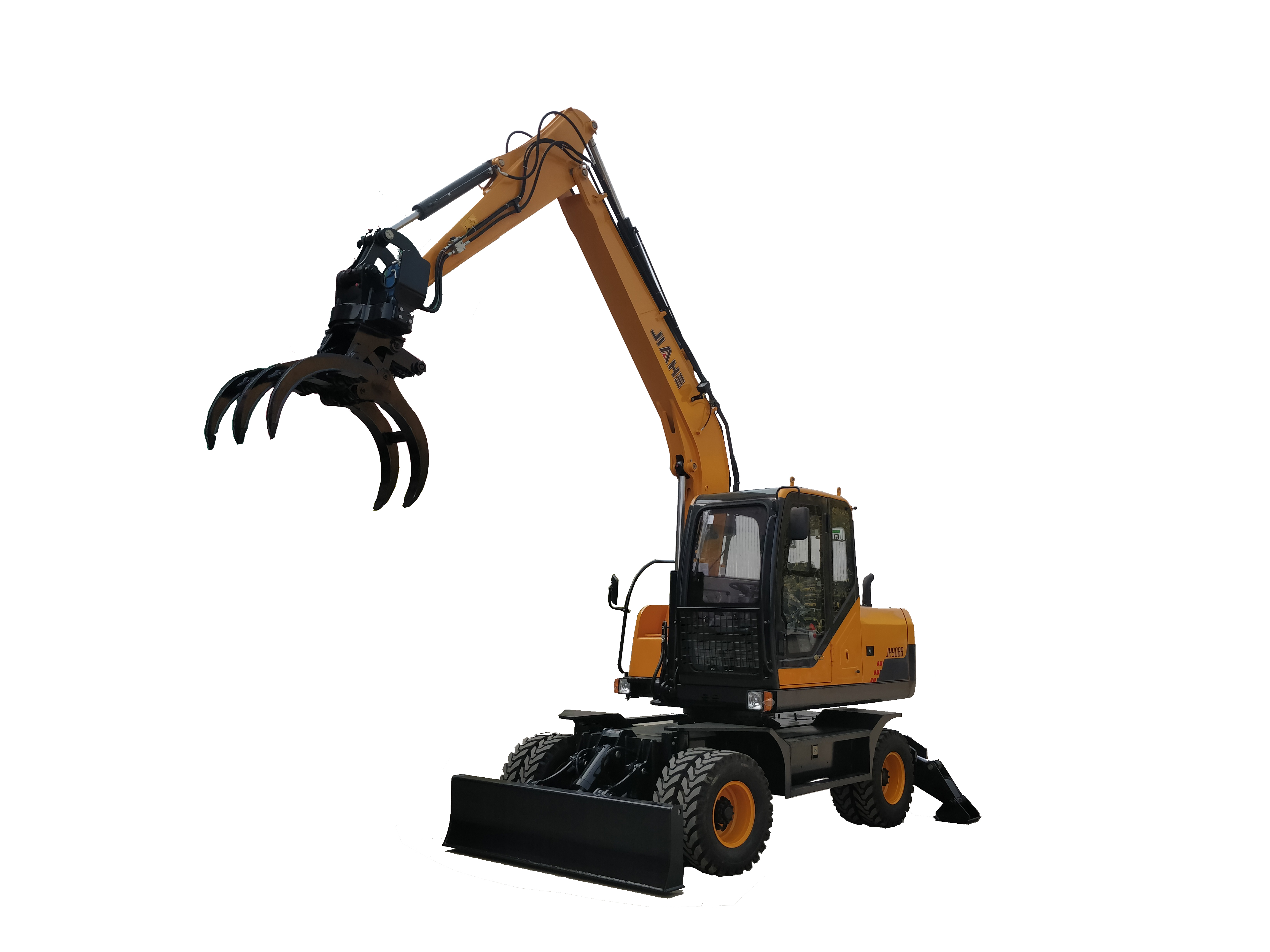 wheel excavator with wood grapple - Image 3