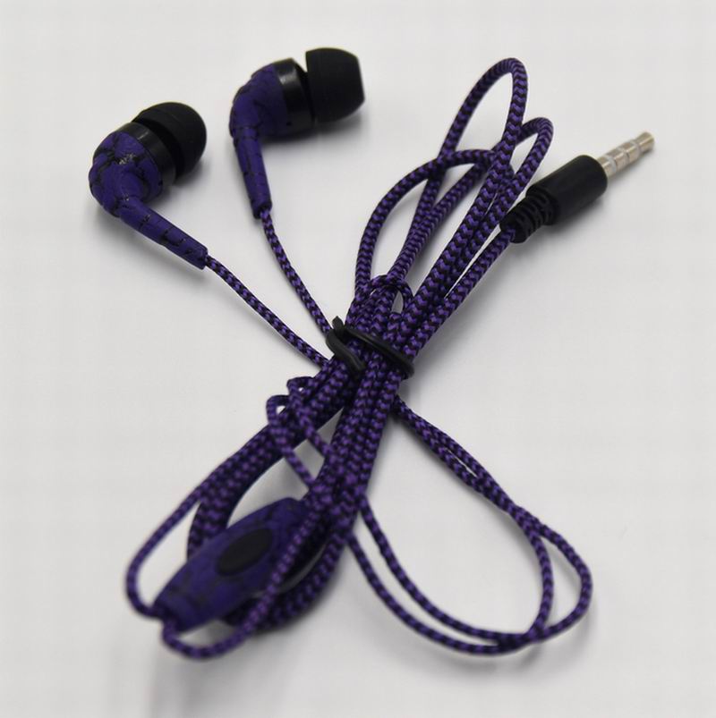 Wired earphones - Image 2