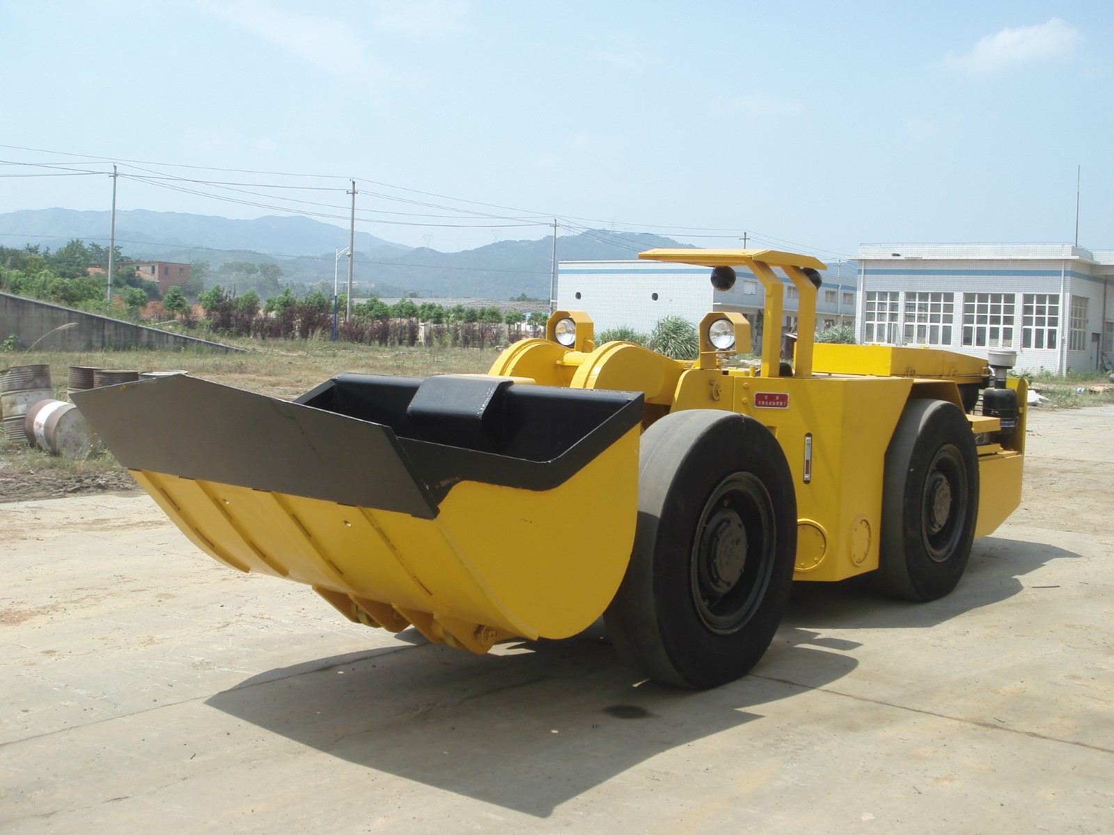 WJ-1.5 Underground Wheel Loader (3 ton loading capacity) - Image 2