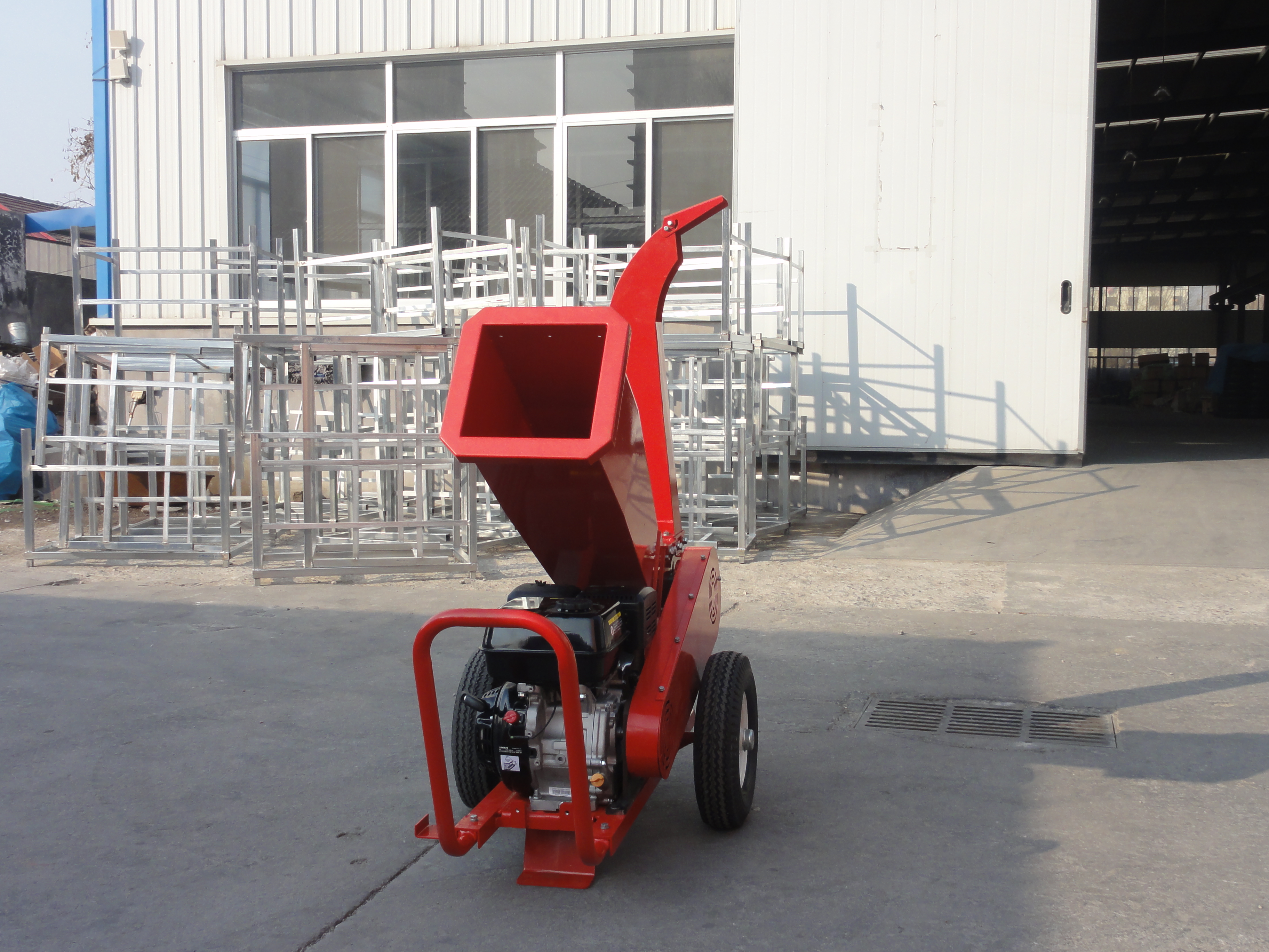 Wood chipper - Image 2