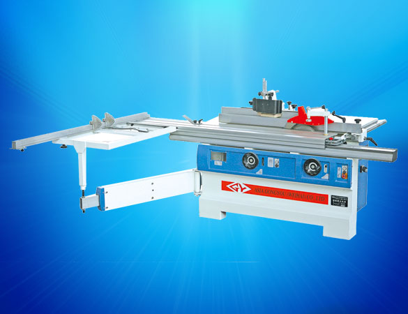 Precision Sliding Table Saw for Woodworking