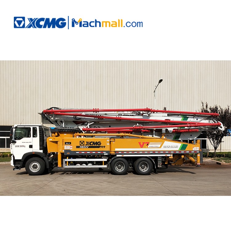 XCMG 52m tow truck mounted concrete pump HB52V with HOWO chassis for sale - Image 3