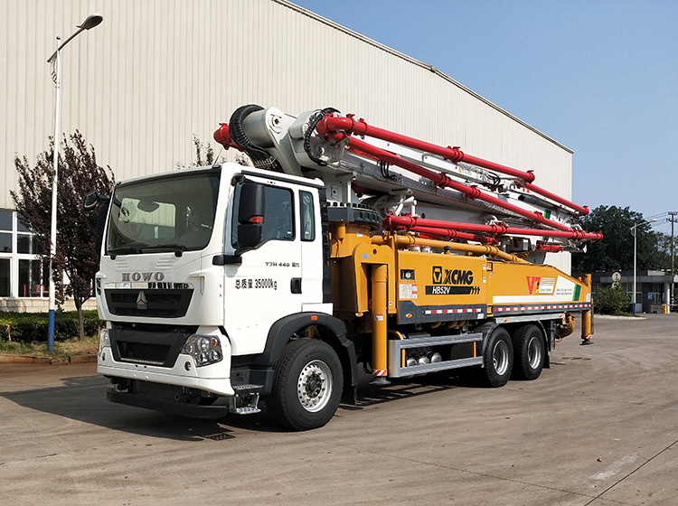 52-Meter Truck Mounted Concrete Pump