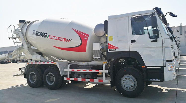 Rear view of the mixing drum and discharge chute