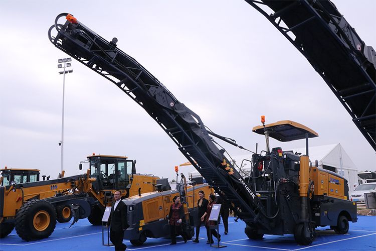 1m Asphalt Road Milling Machine Cold Planer