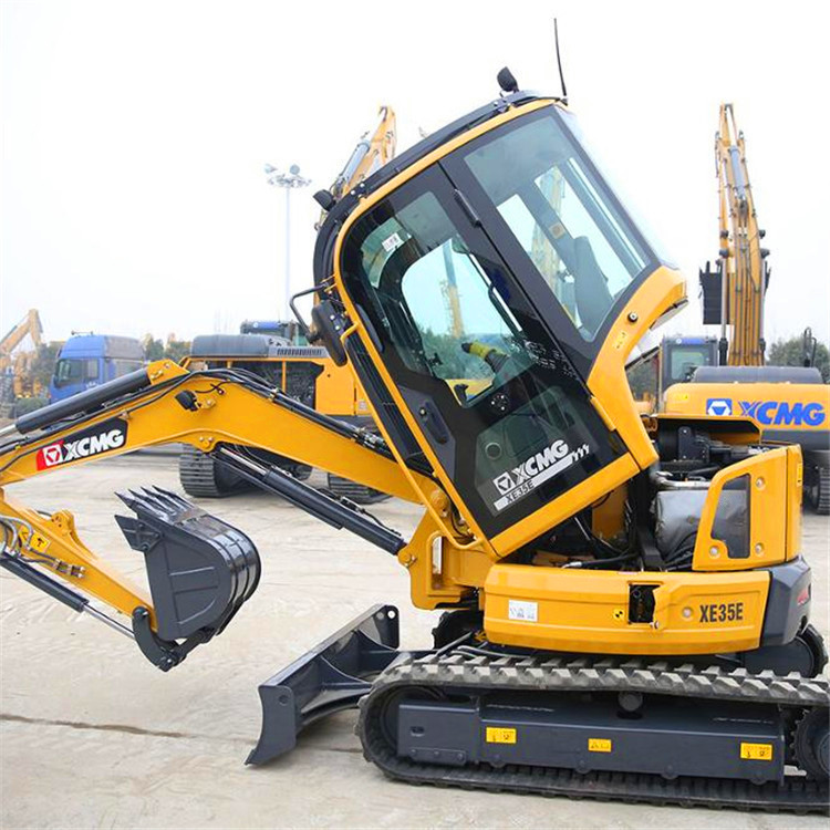 3-Ton Compact Crawler Excavator with Yanmar Engine