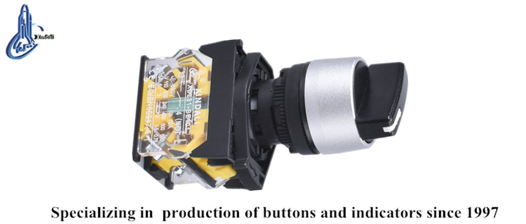 XDL31-BD33 3-Position selector switch with elevator push button