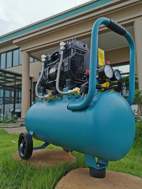 1600W oil-free air compressor side view