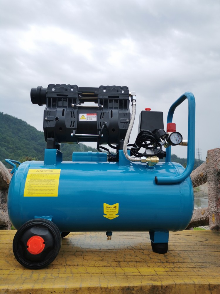 Oil-Free Direct Drive Air Compressor 600W 24L Low Noise