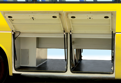 XML6807 bus&coach&passenger car - Image 2