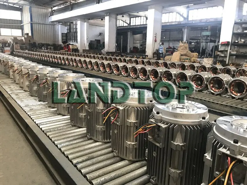 Y series three-phase motor with finned housing