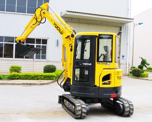 YC35SR Excavator - Image 2