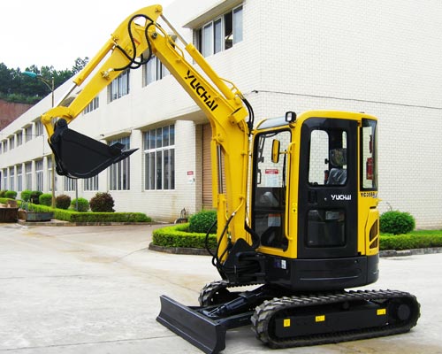 Compact Excavator with Zero Tail Swing