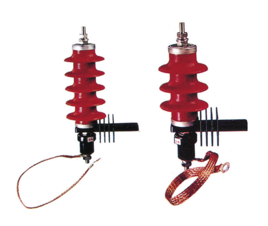 Detailed view of the arrester and mounting hardware